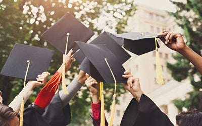 Übersetzung von Zeugnissen und Diplomen | 4 Tipps vom Profi